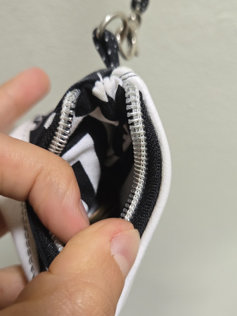 Triangle Coin Purse - Picture 4 of 4